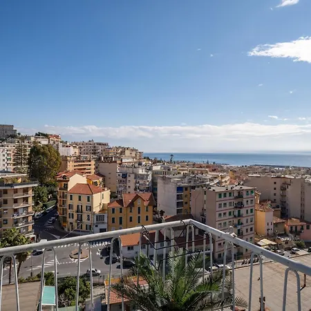 Guesthost - Sea View Retreat - Steps From Center Apartmán Sanremo