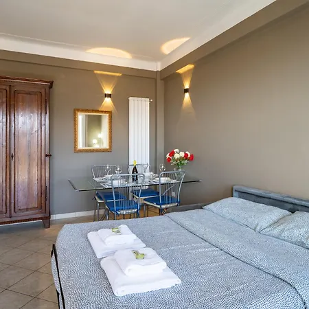 Apartmán Guesthost - Sea View Retreat - Steps From Center